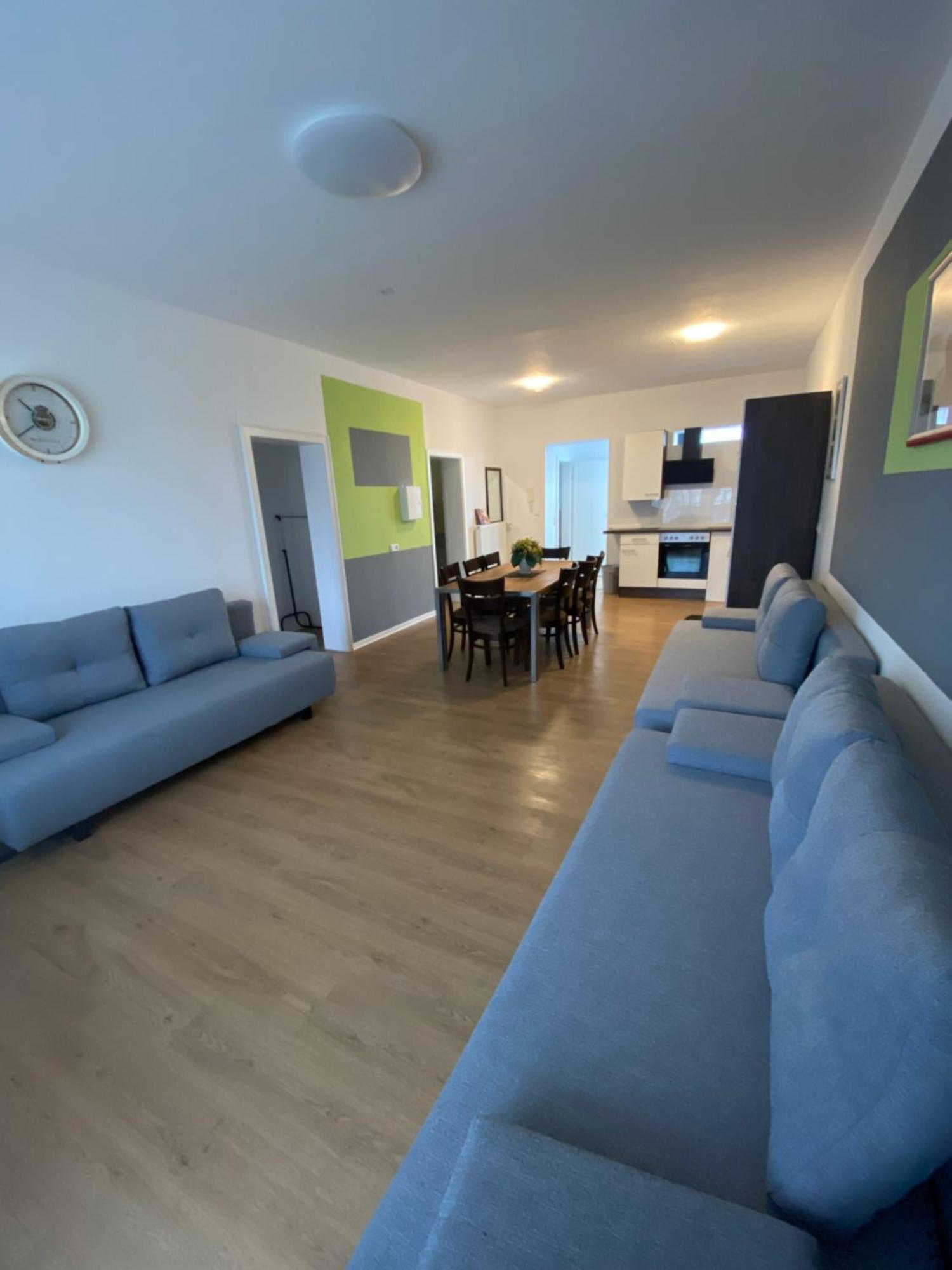 Apartment Art House